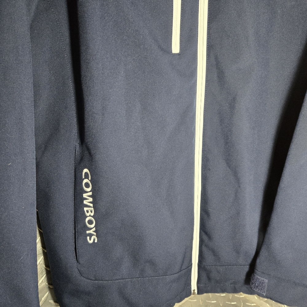 Dallas Cowboys Soft Shell Jacket - Picture 4 of 9